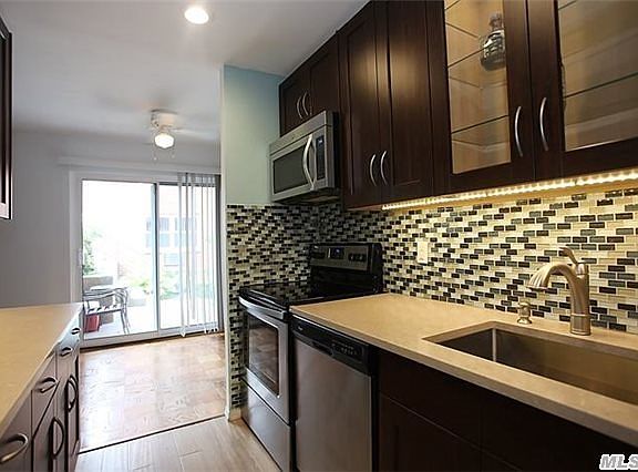 4th image of 250 N Village Ave APT A10