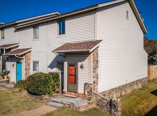 8 Edgehill Cv, Maumelle, AR 72113