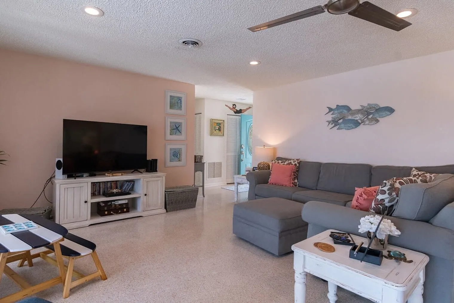 4 bed, 2.0 bath, $10,654 — Photo 1