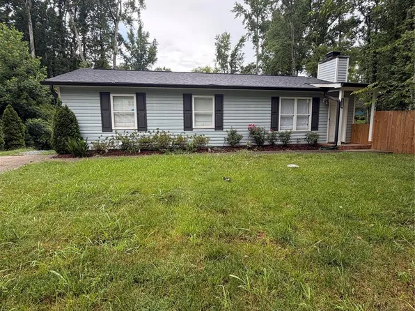 6625 Cool Water Ct, Charlotte, NC 28215
