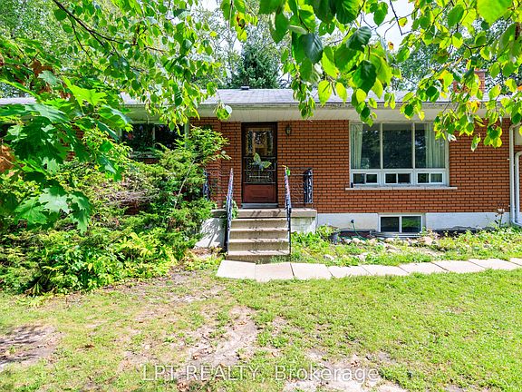2nd image of 61 Edith St