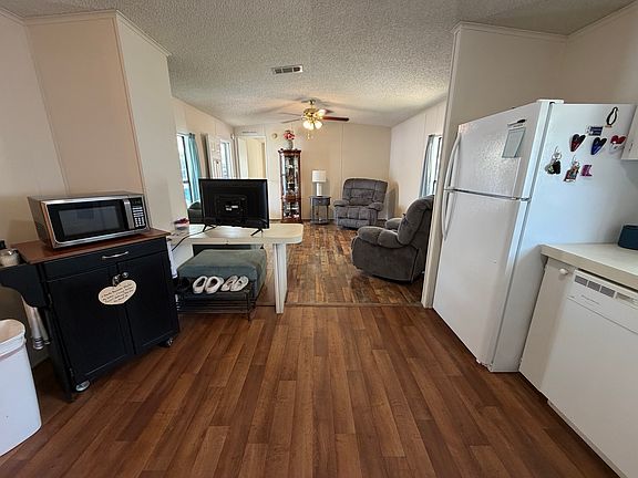5th image of 263 Dixie Dr #263