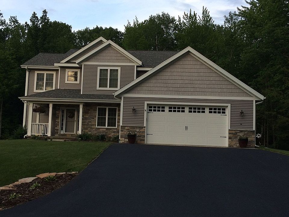 1st image of 9509 Newberry Dr