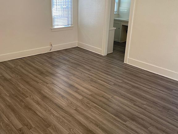 3rd image of 1310 E 2nd St APT 5
