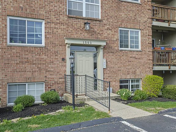 3rd image of 1560 Gelhot Dr APT 98