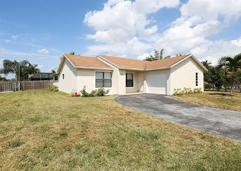 1st image of 11921 NW 38th Pl