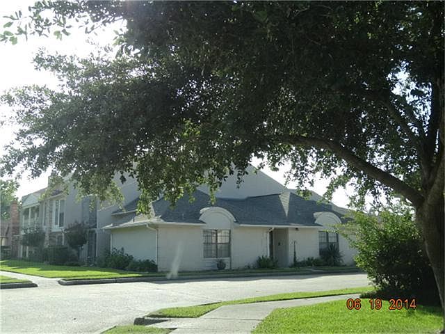 1st image of 54 Wellington Park