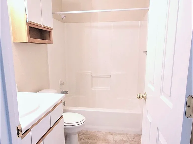 617 Saratoga Dr #104 — Photo 25