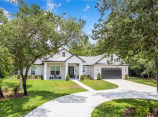 1 Pine Forest Dr, Haines City, FL 33844
