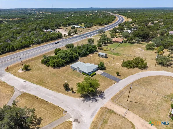 225 County Road 3080, Lampasas, TX 76550