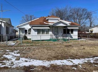 1009 Vienna St, Metropolis, IL 62960