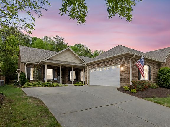 3rd image of 252 Wrennewood Ln