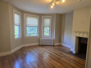 2815 N Calvert St APT 2A, Baltimore, MD 21218