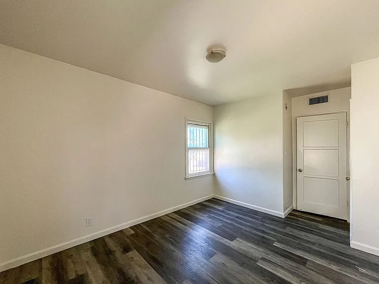 3401 W 84th Pl — Photo 18