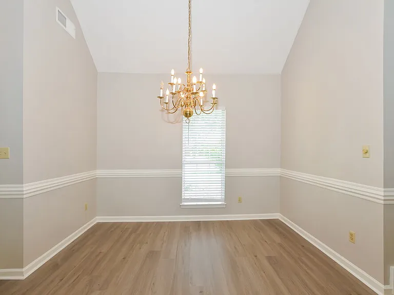 2382 Bethany Dr — Photo 6
