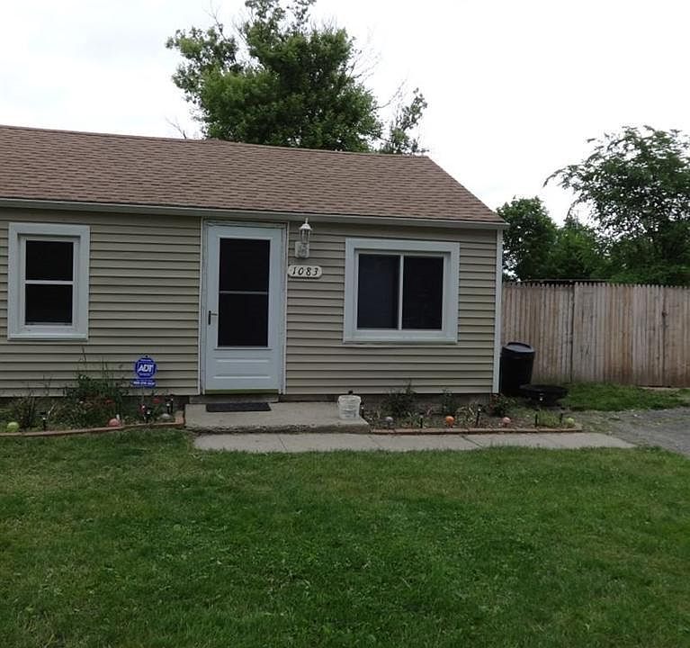 1st image of 1083 E Grand Blvd