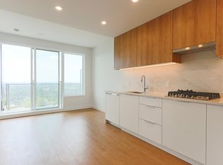 13387 Old Yale Rd #2805, Surrey, BC V3T 3B1