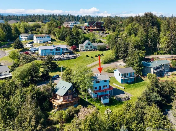 320 N North Street, Sequim, WA 98382