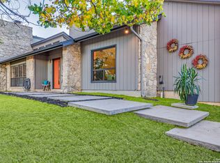 8537 Classic Oaks Ln, San Antonio, TX 78255
