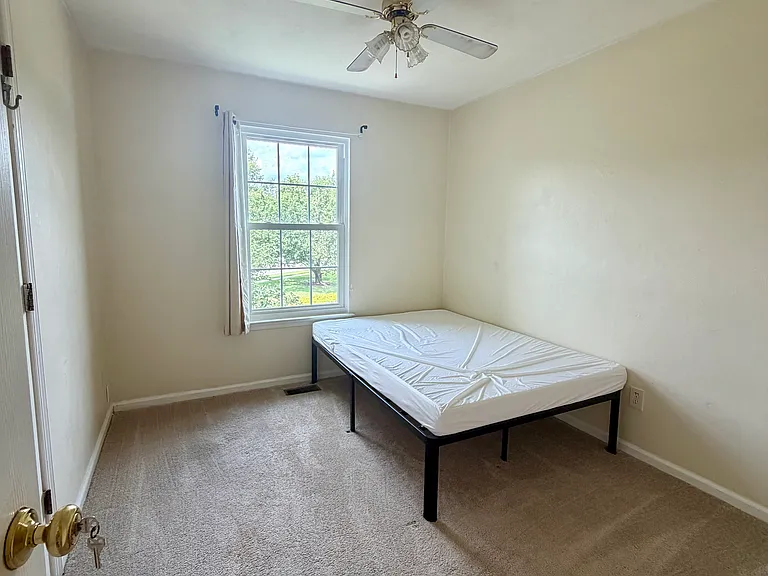 1400 Dalsbury Ln — Photo 21
