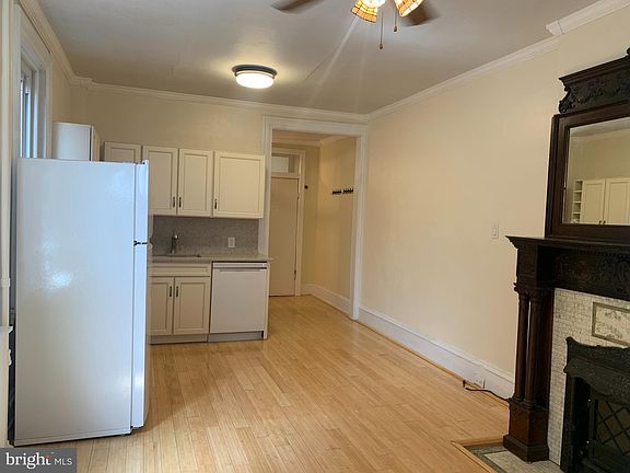 2nd image of 1222 Christian St Floor 2