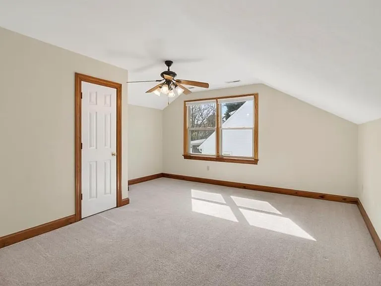 730 Beckley Ln — Photo 17