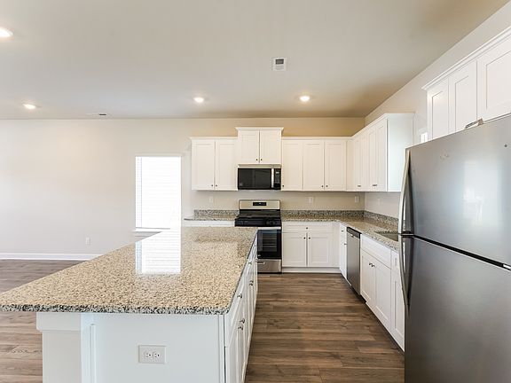 4th image of 2407 Nabali Way