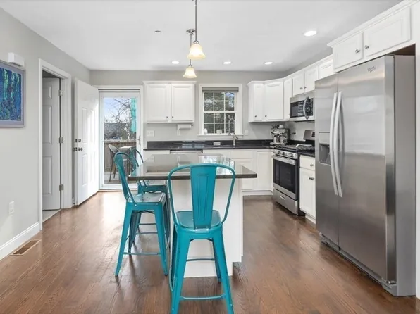 1 Paradise Ln Unit C2, Whitman, MA 02382