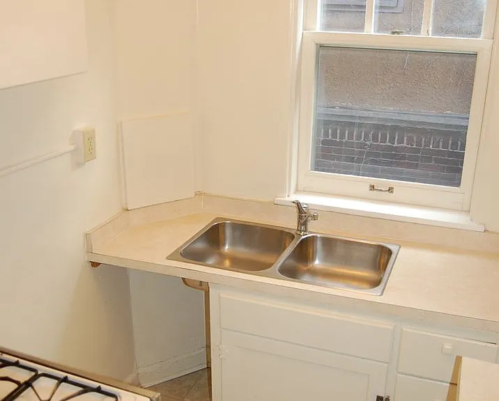 1739 G St. — Photo 18