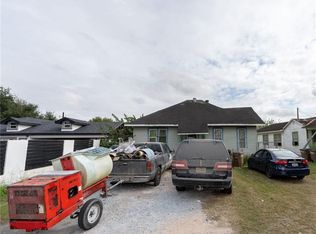 312 N 6th St, Donna, TX 78537