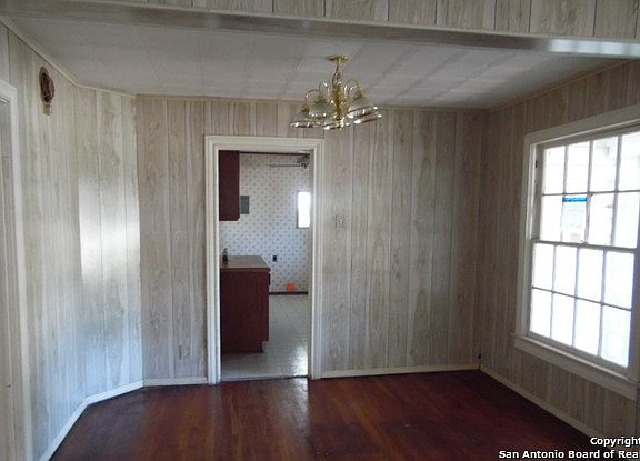 5th image of 1510 Santa Anna St
