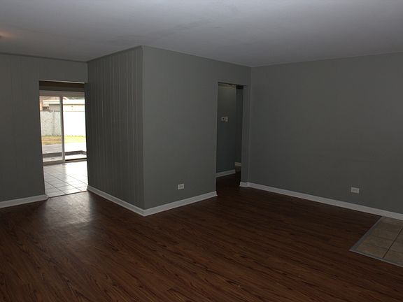 5th image of 1441 Forest Pl