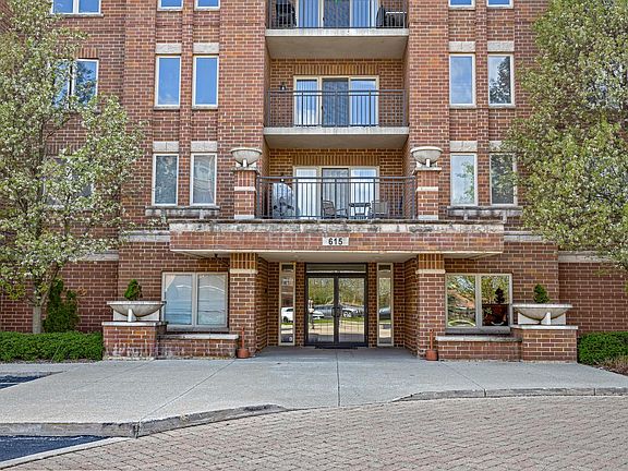 2nd image of 615 Perrie Dr APT 402-3