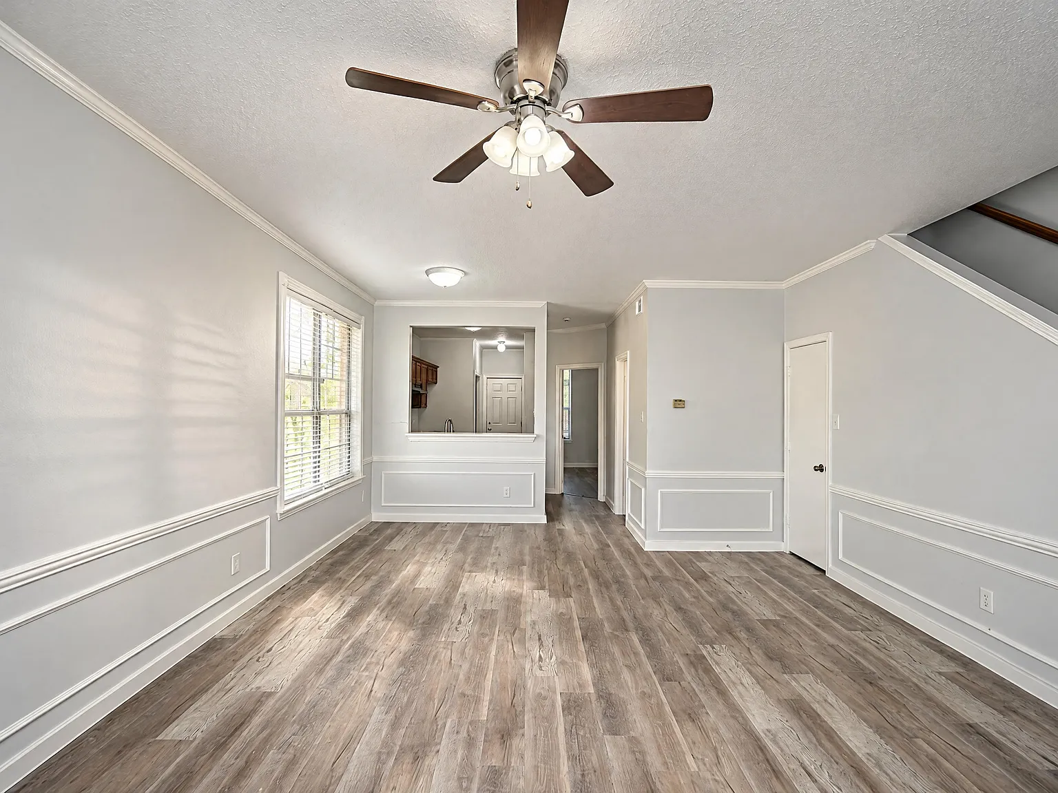 4 bed, 1468 sqft, $2,295 — Photo 3