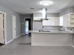 1113 Lynda Ln, Arlington, TX 76013