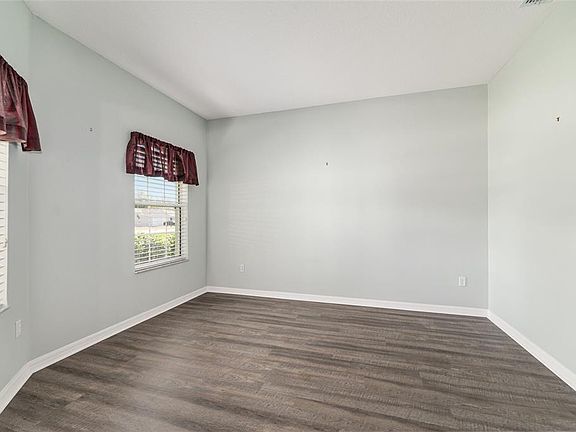 4th image of 5330 Pecan Rd