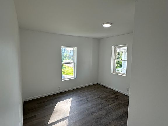 4th image of 3408 Ashland Ave