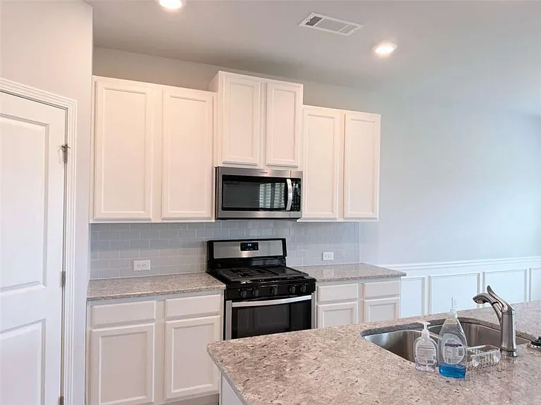 4411 Rockrose Green Way — Photo 6