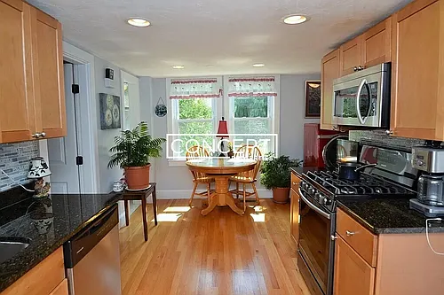 3 Roosevelt Ave #1 Photo 1