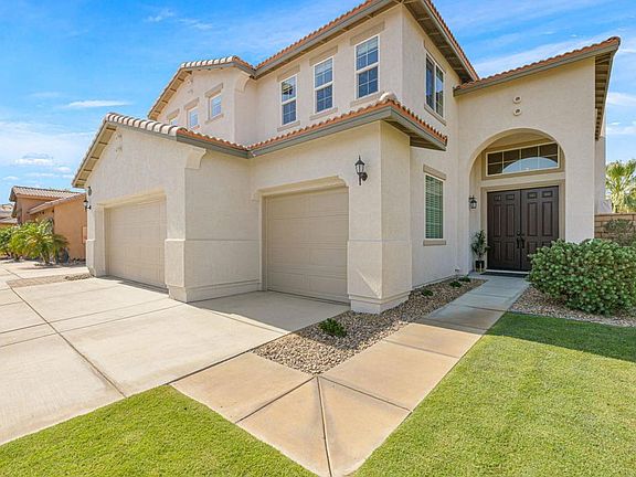 4th image of 79805 Camden Dr
