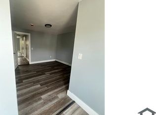 75 W 19th St FLOOR 2, Bayonne, NJ 07002