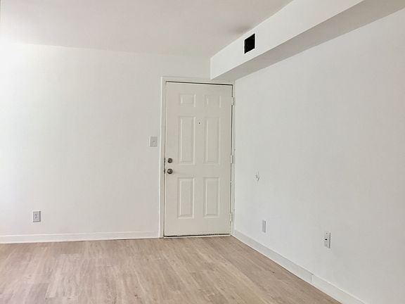 4th image of 1117 N Kenilworth St APT 8