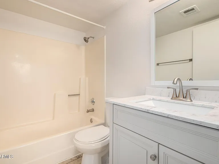 616 S Hardy Dr #131 — Photo 16