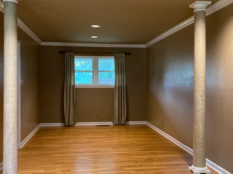 1 Lorna Dr — Photo 12