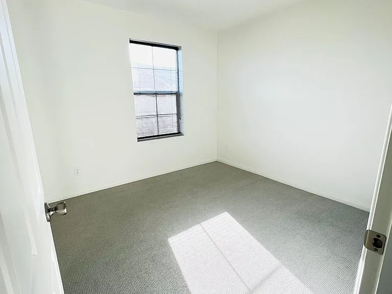 3993 E Carmel Privado — Photo 17