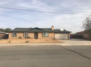 13379 Mesquite Rd, Apple Valley, CA 92308