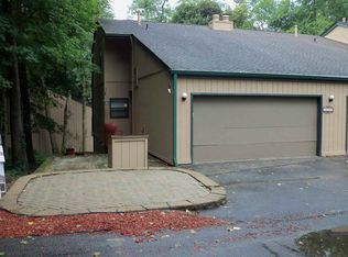 2053 Trailridge N, Mishawaka, IN 46544