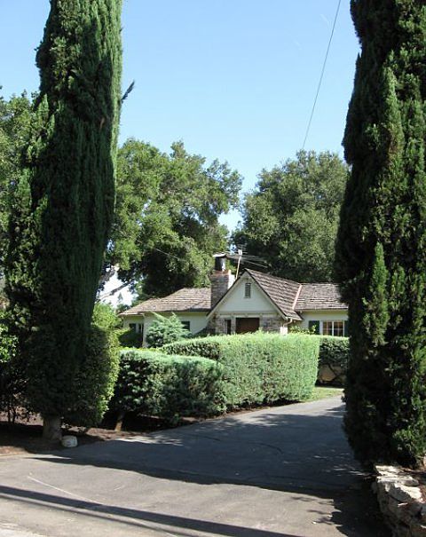 2nd image of 96 Pepper Dr