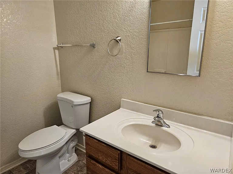 813 Gemstone Ave #3 — Photo 17