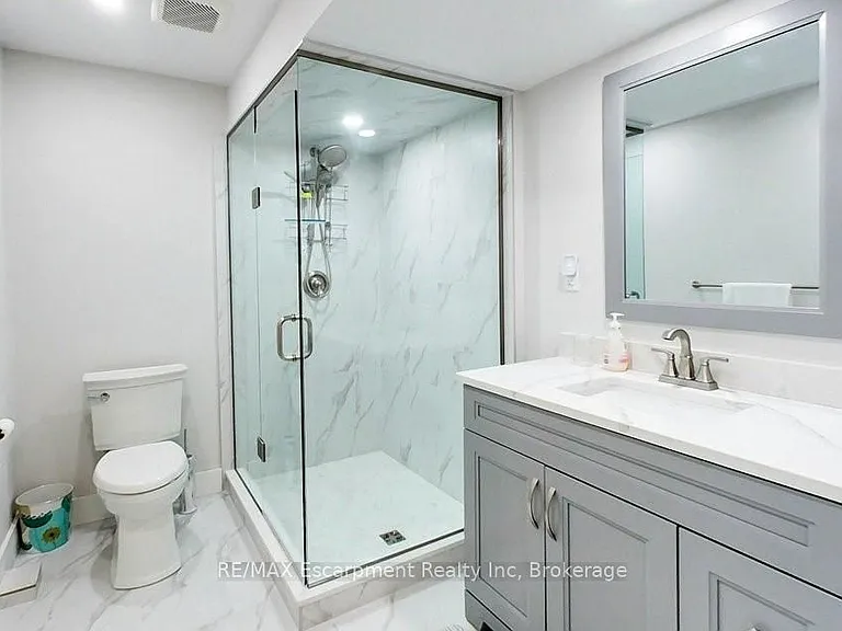 212 Courtland St — Photo 33